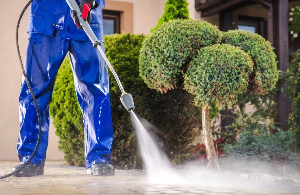 Driveway Cleaning in Bend