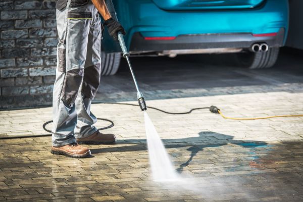Driveway Pressure Washing in Bend
