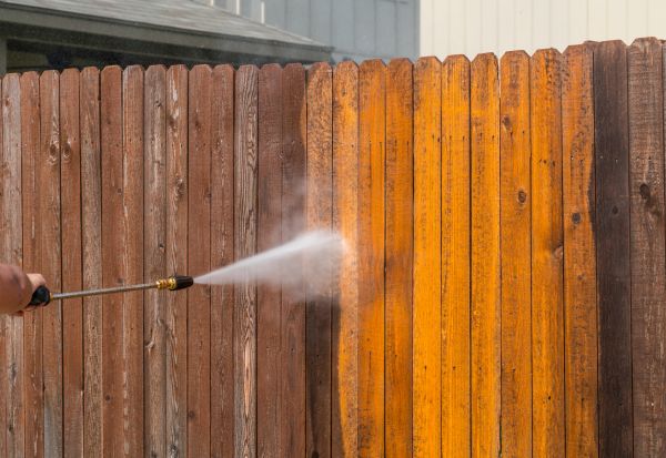 Fence Power Washing in Bend