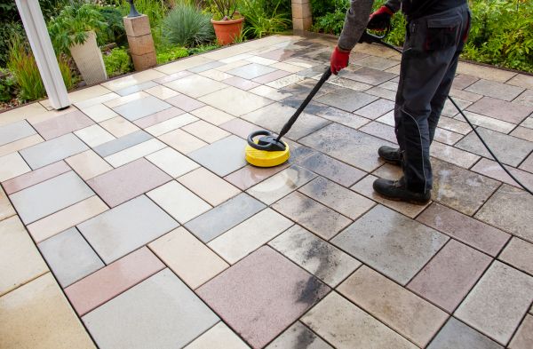 Cost of Patio Washing in Bend