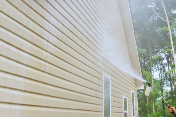 Cost of Home Exterior Washing in Bend
