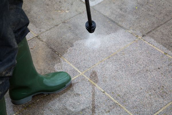 Industrial Pressure Cleaning in Bend